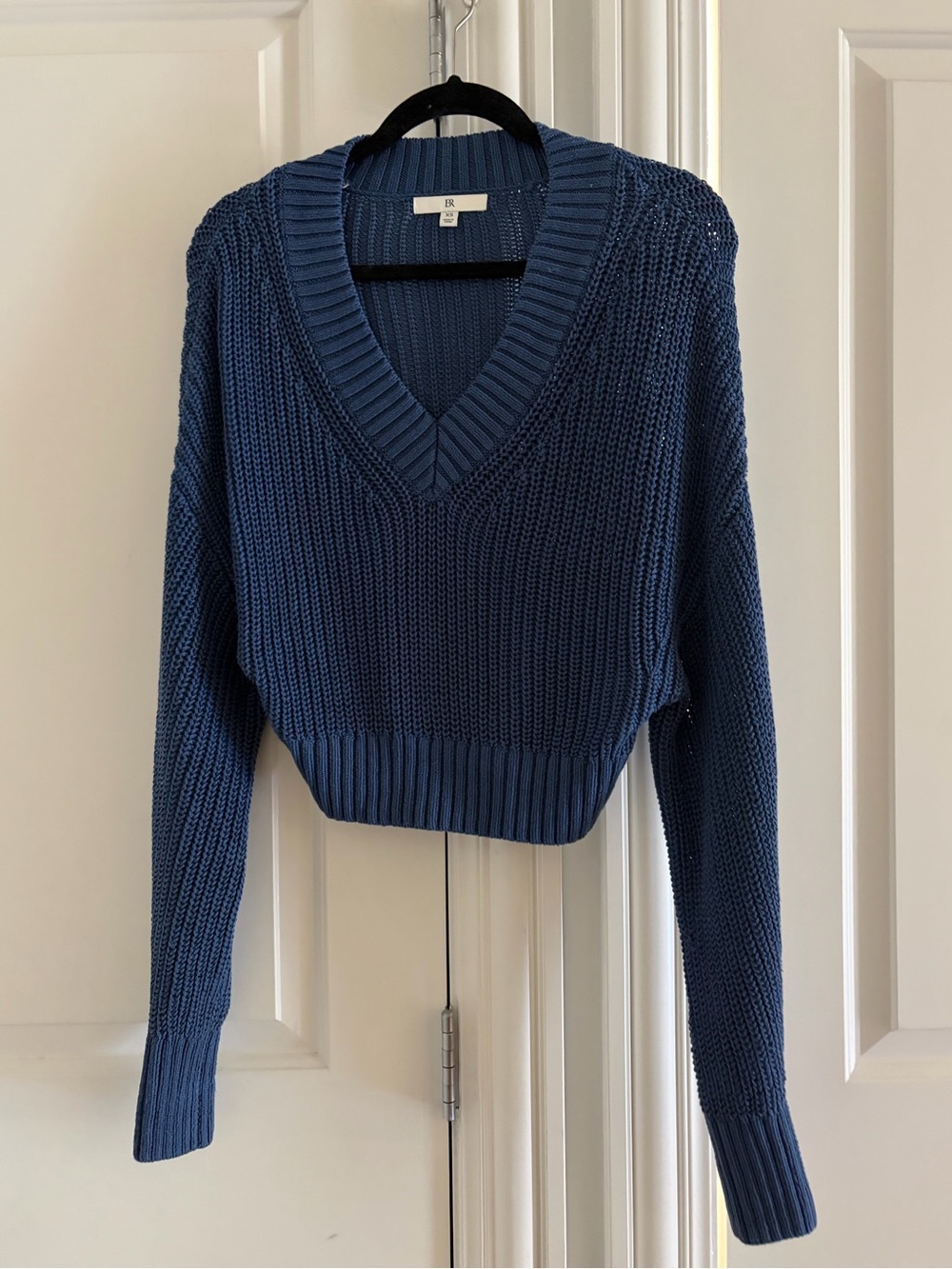 Banana Republic Navy Blue V-Neck Chunky Knit Sweater